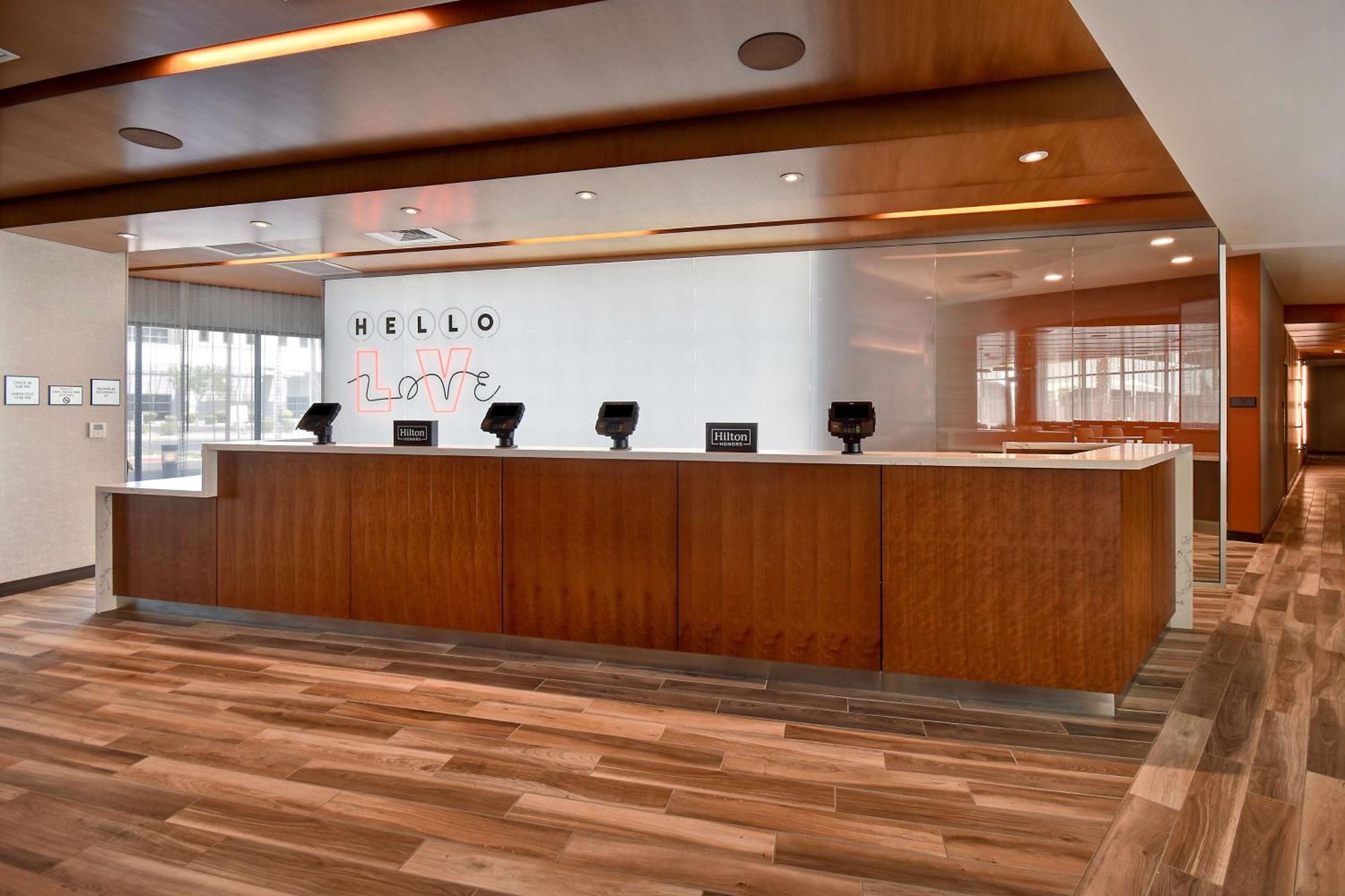 Home2 Suites By Hilton Las Vegas Convention Center - No Resort Fee المظهر الخارجي الصورة