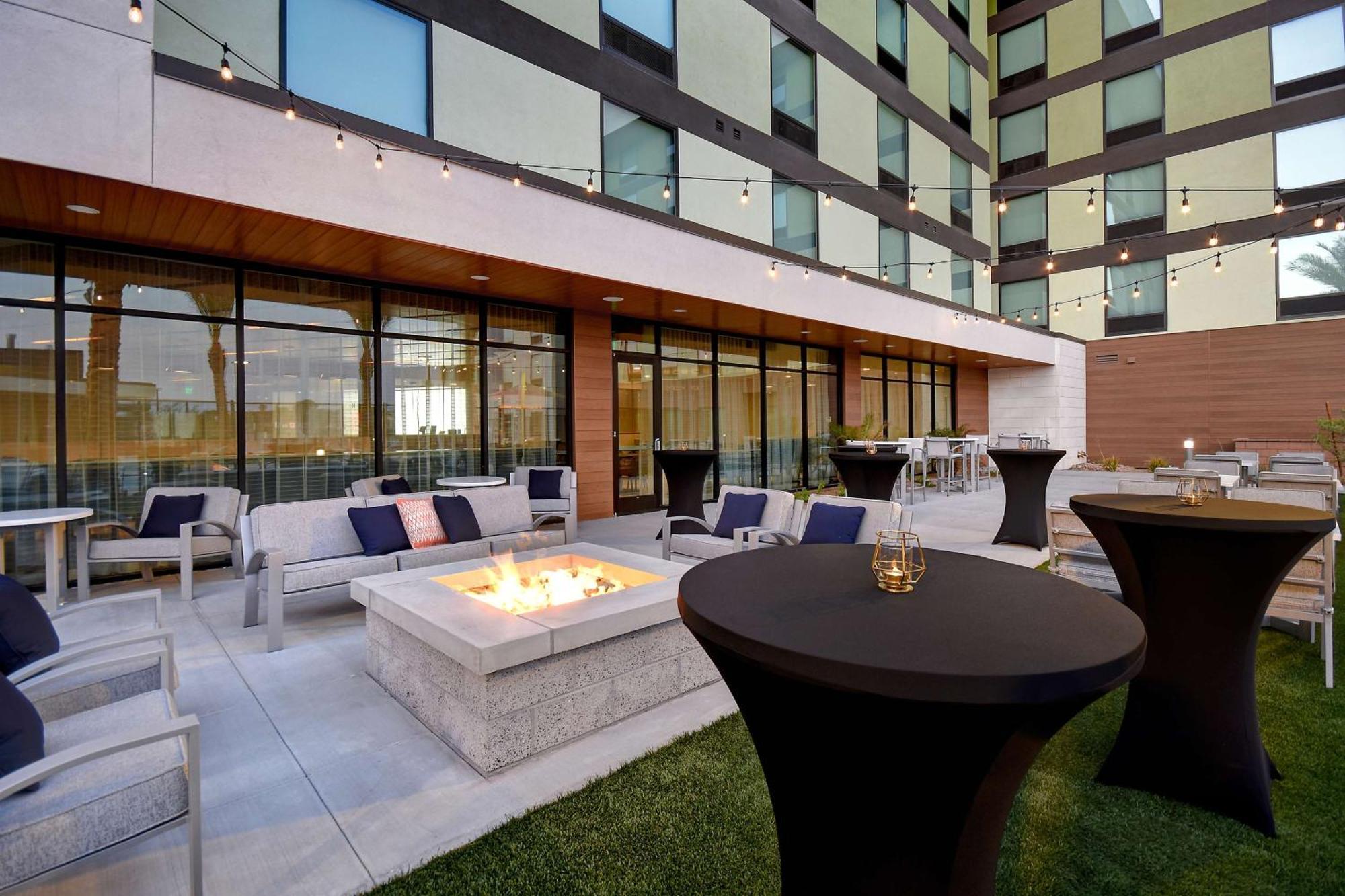 Home2 Suites By Hilton Las Vegas Convention Center - No Resort Fee المظهر الخارجي الصورة