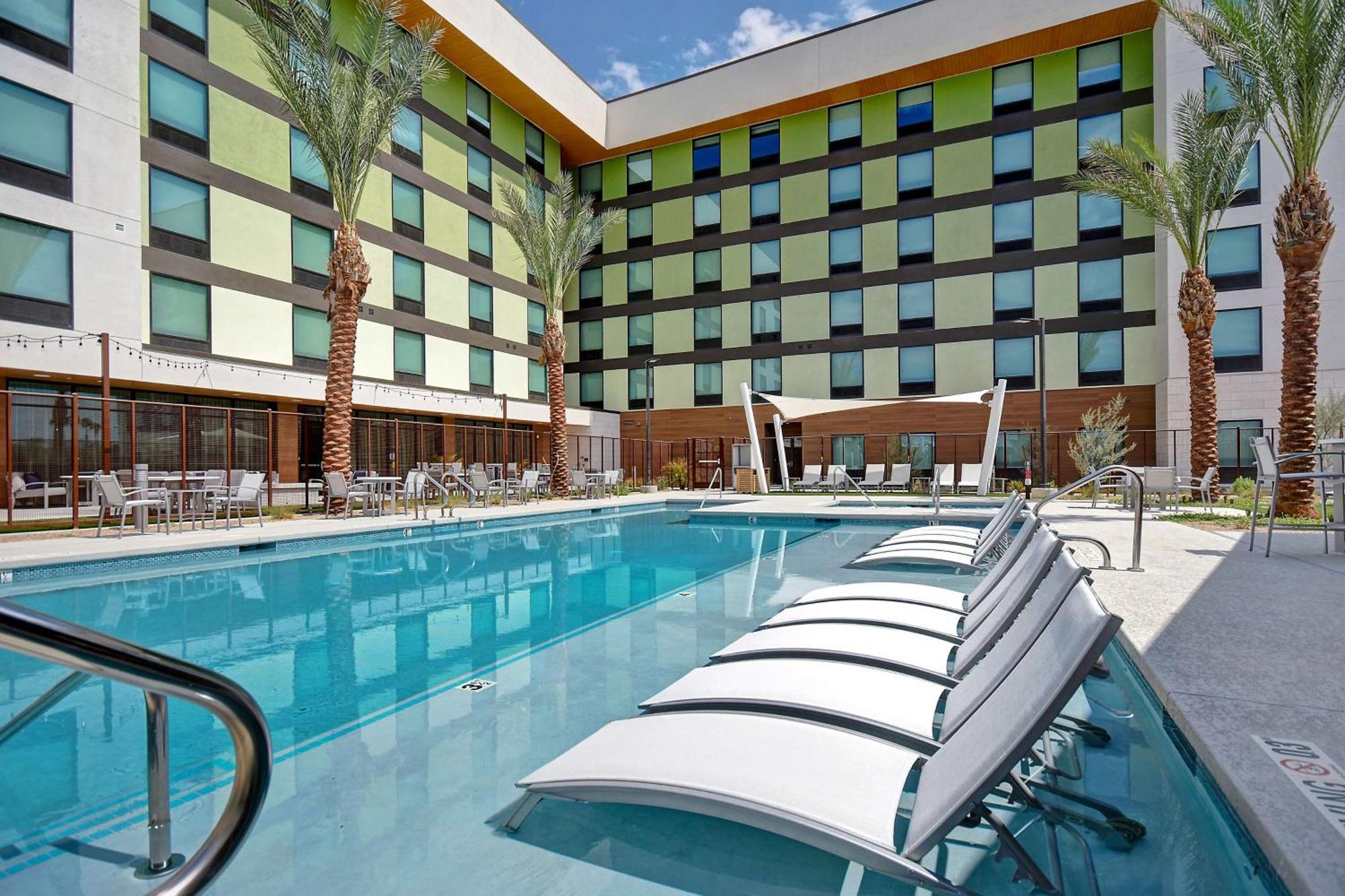 Home2 Suites By Hilton Las Vegas Convention Center - No Resort Fee المظهر الخارجي الصورة